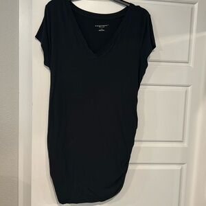 Black maternity T-shirt with v neck.